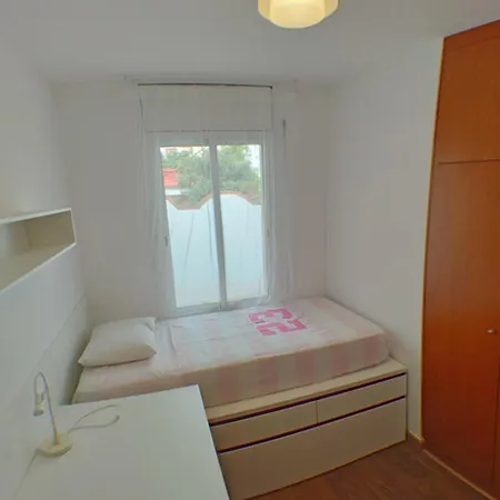 בית נופש Sun & Beach Barcelona Premiá de Mar
